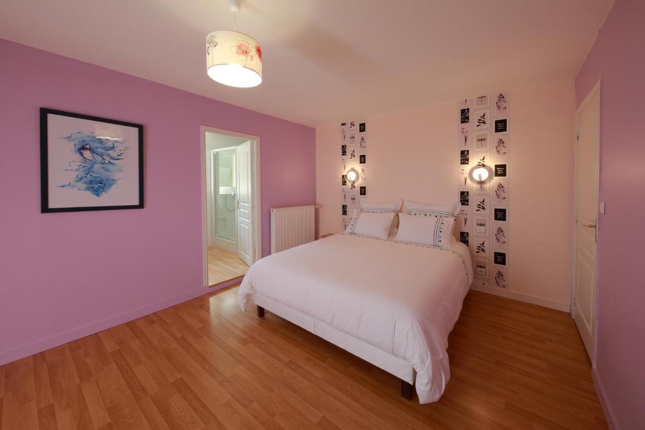 Gite La Loge Des Fees Latille ภายนอก รูปภาพ